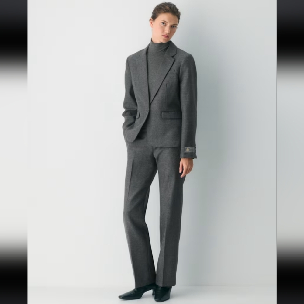 Aritzia NWT Wool Charcoal Suit Set - Picture 7 of 11